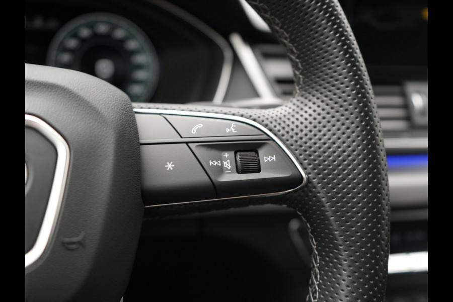 Audi Q5 50 TFSI e S Line PHEV 300pk Dealer O.H. | Matrix LED | 360 Camera | Bang & Olufsen Audio | Sfeerverlichting | Keyless | Elektrische Sportstoelen Verwarmd | Navigatie | DAB | Cruise Control | Plug In Hybrid |