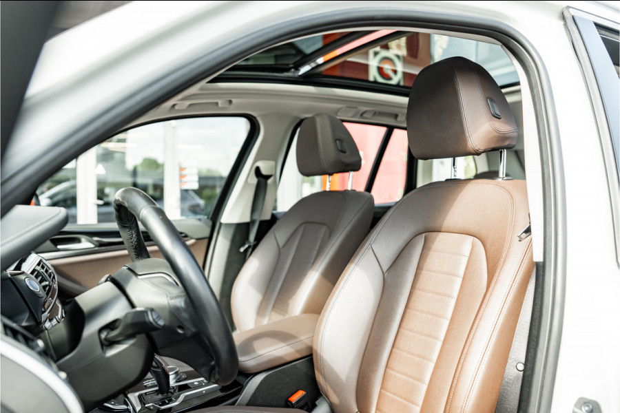 BMW iX3 Executive 80 kWh | Pano dak | Camera | Tabacco leder | ACC | SOH 98%