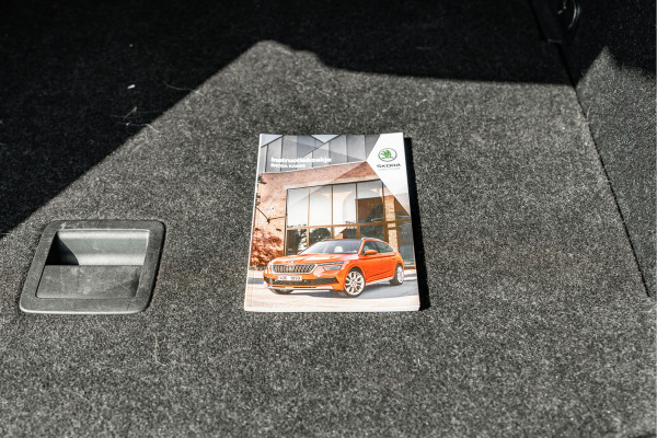 Škoda Kamiq 1.0 TSI Business Edition | Dubbele bediening | Lesauto
