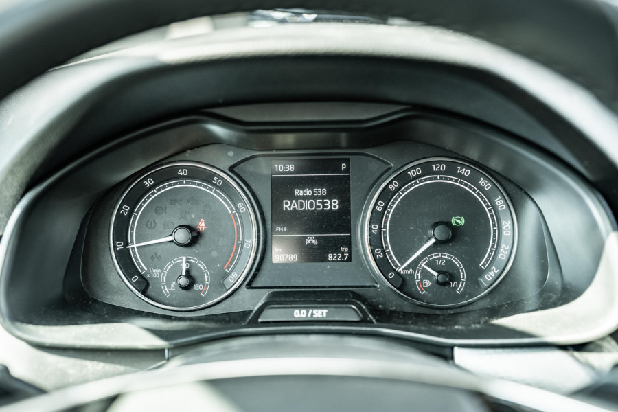Škoda Kamiq 1.0 TSI Business Edition | Dubbele bediening | Lesauto