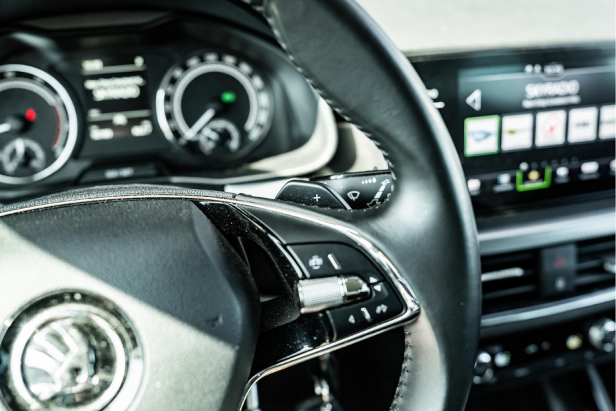 Škoda Kamiq 1.0 TSI Business Edition | Dubbele bediening | Lesauto