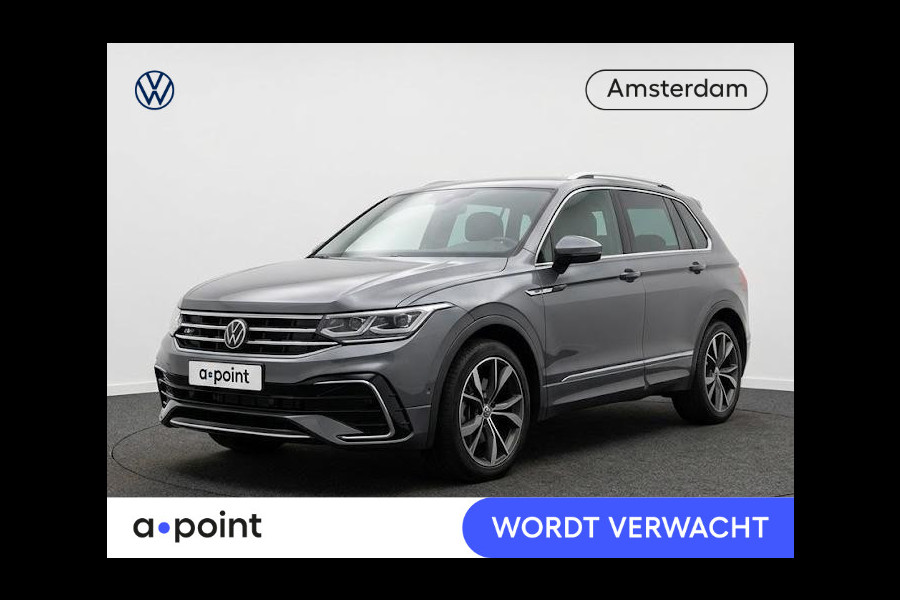 Volkswagen Tiguan 1.5 TSI R-Line Business 150 PK | Automaat ( DSG ) | Panoramadak | Camera | 20 Inch | Stoelverwarming