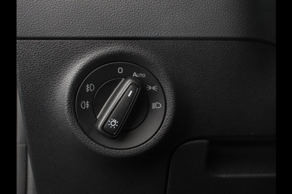 Škoda Karoq 1.5 TSI 150pk DSG Ambition Navigatie Apple Carplay/Android Auto Camera Climate Control Adaptieve Cruise control Lichtmetalen Velgen