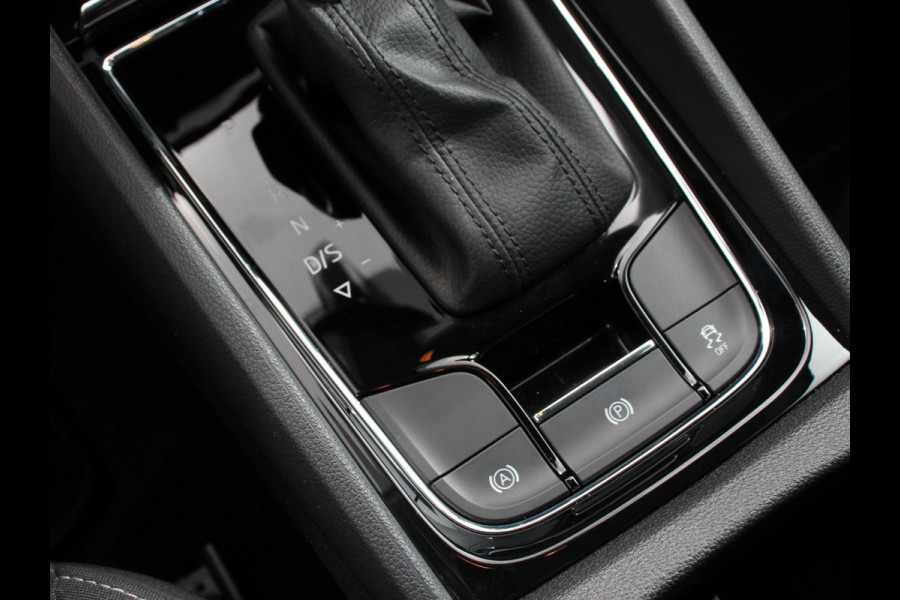 Škoda Karoq 1.5 TSI 150pk DSG Ambition Navigatie Apple Carplay/Android Auto Camera Climate Control Adaptieve Cruise control Lichtmetalen Velgen