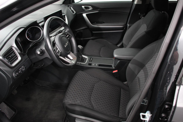 Kia Ceed Sportswagon 1.0 T-GDi Prestige Navigatie Apple Carplay / Android Auto Climate Control Achteruitrij Camera Cruise Control Stoel en Stuur verwarming