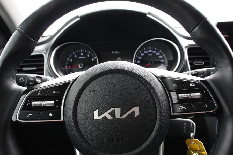 Kia Ceed Sportswagon 1.0 T-GDi Prestige Navigatie Apple Carplay / Android Auto Climate Control Achteruitrij Camera Cruise Control Stoel en Stuur verwarming