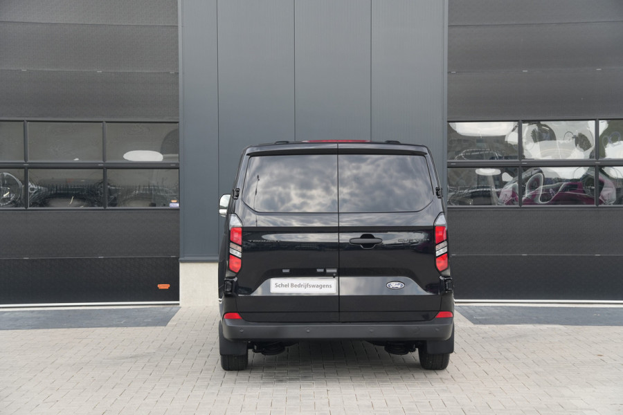 Ford Transit Custom 320 2.0 TDCI L1H1 Trend DC 136pk - INCLUSIEF BPM - 2x Schuif - Stoel/stuurverwarming - Cruise - Navi - Camera - Rijklaar