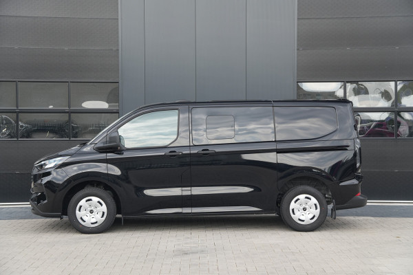 Ford Transit Custom 320 2.0 TDCI L1H1 Trend DC 136pk - INCLUSIEF BPM - 2x Schuif - Stoel/stuurverwarming - Cruise - Navi - Camera - Rijklaar