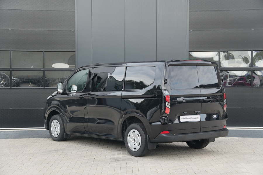 Ford Transit Custom 320 2.0 TDCI L1H1 Trend DC 136pk - INCLUSIEF BPM - 2x Schuif - Stoel/stuurverwarming - Cruise - Navi - Camera - Rijklaar