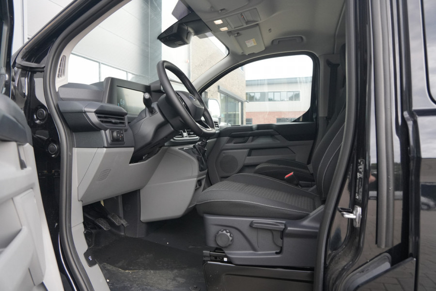 Ford Transit Custom 320 2.0 TDCI L1H1 Trend DC 136pk - INCLUSIEF BPM - 2x Schuif - Stoel/stuurverwarming - Cruise - Navi - Camera - Rijklaar
