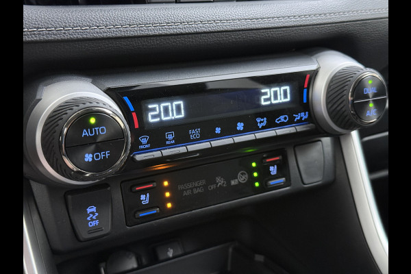 Toyota RAV4 2.5I Hybrid Leder+Verwarming+Memory Adap.Cruise Navi Camera Ecc Apple Carplay Android Auto Miracast™ Elek.Achterklep Active Stuur+Voorruit+Achterbankverwarming Keyless Lane Assist Privacy Glas Lmv Elek.Stoel Bluetooth Led