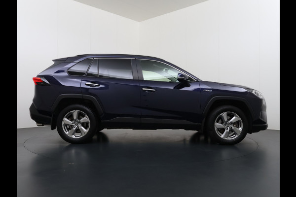 Toyota RAV4 2.5I Hybrid Leder+Verwarming+Memory Adap.Cruise Navi Camera Ecc Apple Carplay Android Auto Miracast™ Elek.Achterklep Active Stuur+Voorruit+Achterbankverwarming Keyless Lane Assist Privacy Glas Lmv Elek.Stoel Bluetooth Led