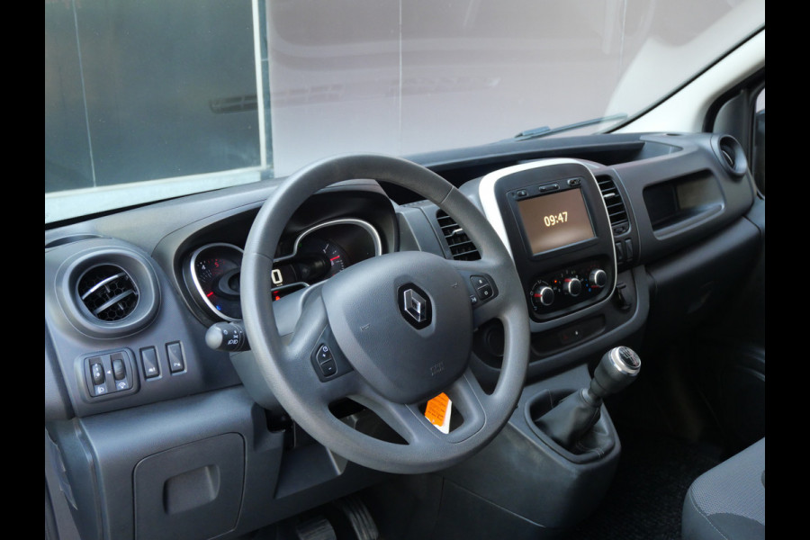 Renault Trafic 2.0 dCi T29 L2H1 WORK EDITION | NAVI | TREKHAAK | CRUISE | LED | 120 PK | EURO 6!!