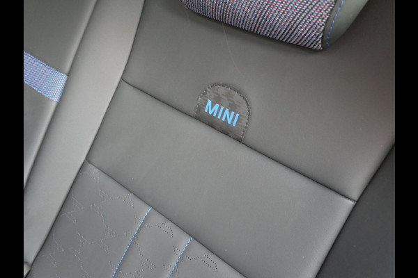 MINI Countryman 2.0 S ALL4 CLASSIC M PLUS | PANORAMA | TREKHAAK | H.U.D | 218 PK | FABRIEKSGARANTIE!!