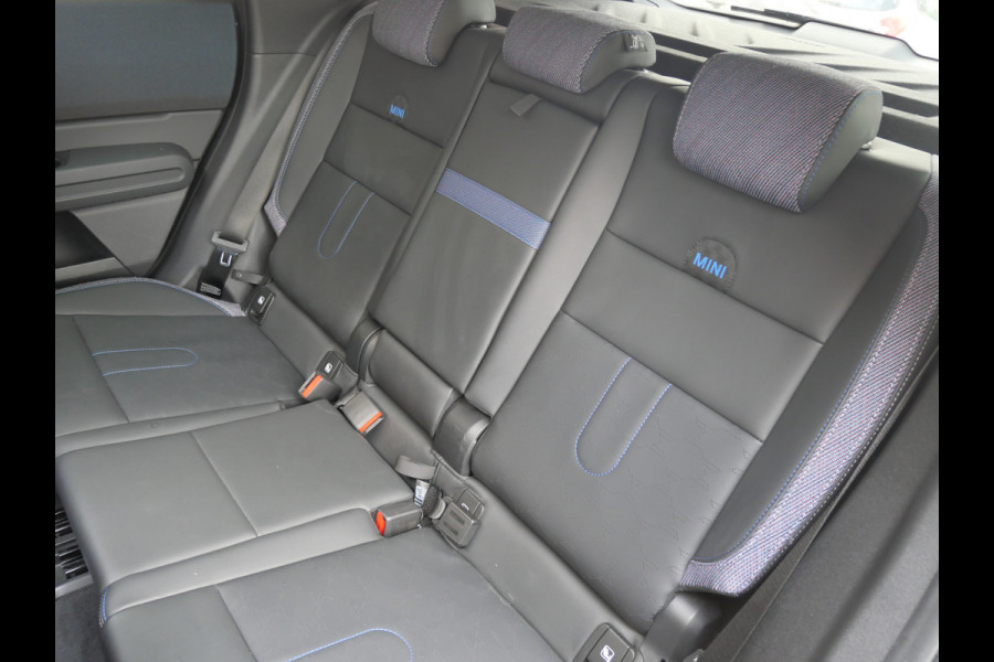 MINI Countryman 2.0 S ALL4 CLASSIC M PLUS | PANORAMA | TREKHAAK | H.U.D | 218 PK | FABRIEKSGARANTIE!!