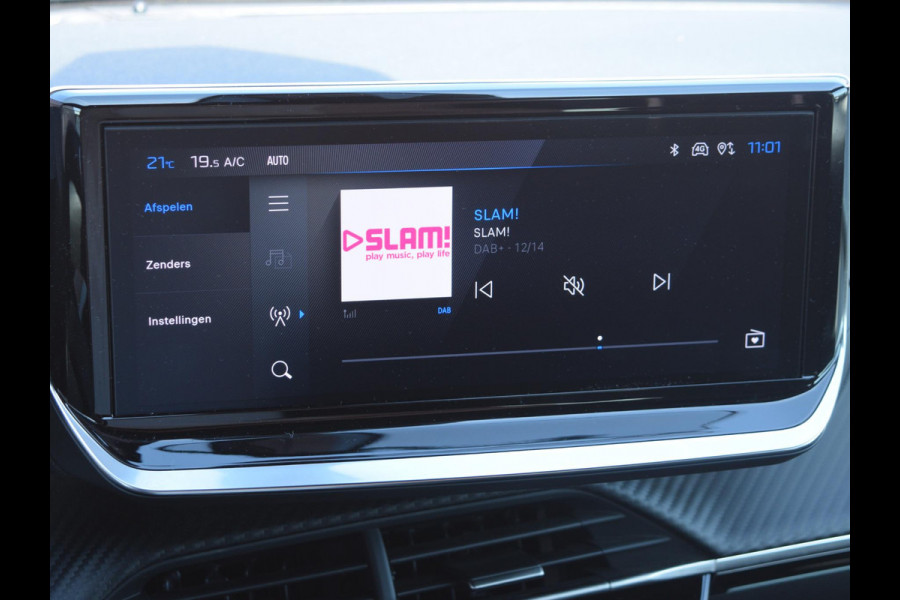 Peugeot e-2008 EV GT 54 kWh SOH 94% | CAMERA MET SENSOREN | NAVI & CARPLAY |