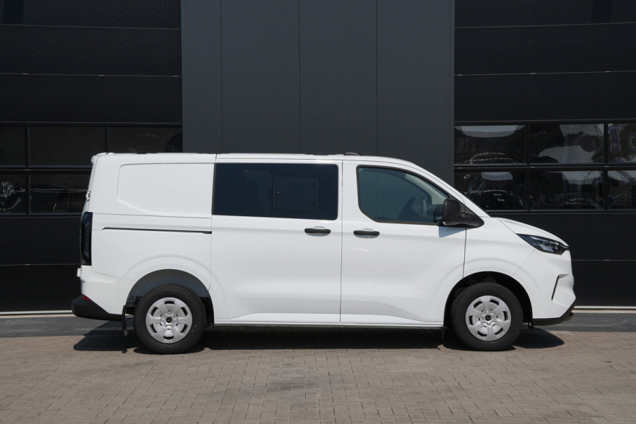 Ford Transit Custom 320 2.0 TDCI L1H1 Trend DC 136pk - INCLUSIEF BPM - 2x Schuif - Stoel/stuurverwarming - Cruise - Navi - Camera - Rijklaar