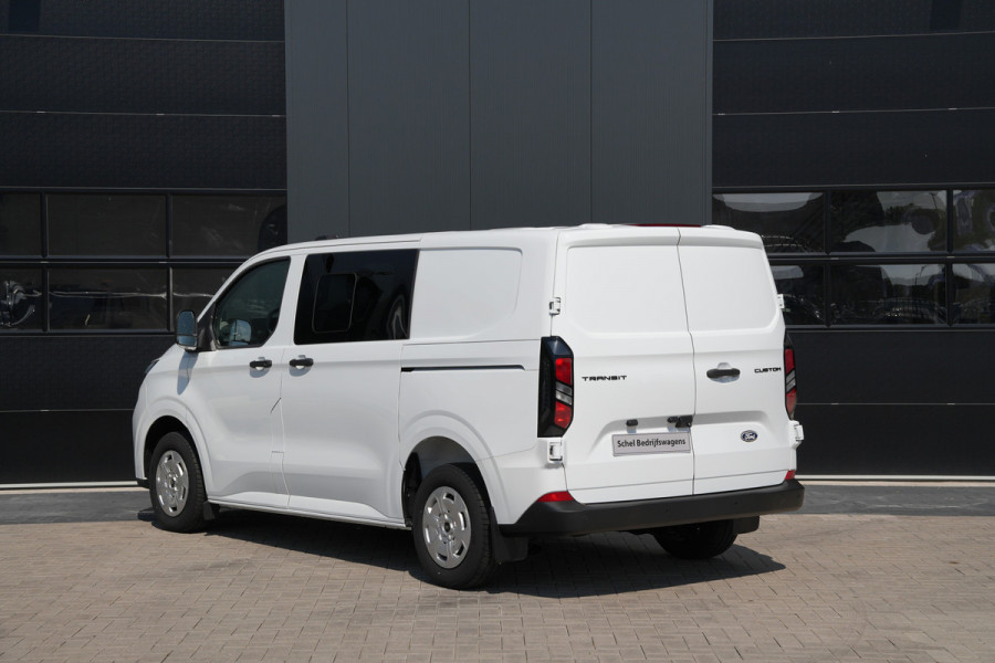Ford Transit Custom 320 2.0 TDCI L1H1 Trend DC 136pk - INCLUSIEF BPM - 2x Schuif - Stoel/stuurverwarming - Cruise - Navi - Camera - Rijklaar