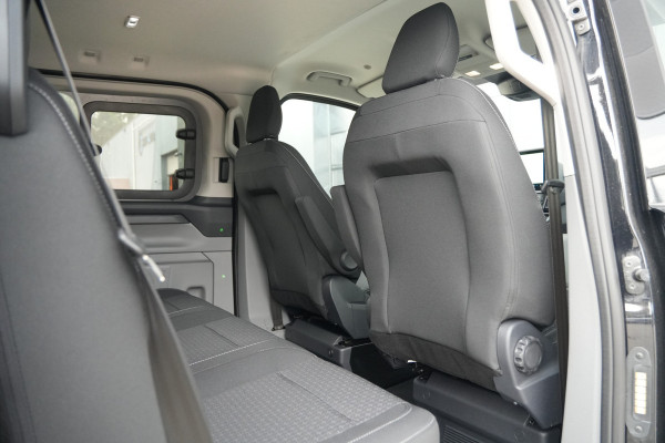 Ford Transit Custom 320 2.0 TDCI L1H1 Trend DC 136pk - INCLUSIEF BPM - 2x Schuif - Stoel/stuurverwarming - Cruise - Navi - Camera - Rijklaar