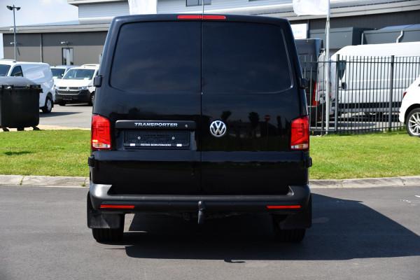 Volkswagen Transporter 2.0 TDI L1H1 30 Black Edition Cruise, Carplay, 150PK, Automaat, Standkachel, Stoelverwarming, Sensoren, Trekhaak