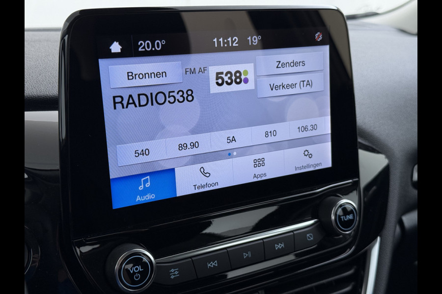 Ford Fiesta 1.0T 124PK Hybrid 5Drs Stuur+Stoel+Voorruitverwarming Navi* Ecc Apple Carplay/Android Auto Cruise Control Pdc Titanium Lmv DAB Bluetooth TCS Lane Assist Keyless € 28.000 nieuw ! Origineel Nederlandse Auto