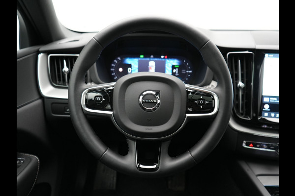 Volvo XC60 T8 AWD Plus Dark LONG RANGE PHEV 455pk Dealer O.H. | Trekhaak Af Fabriek | Panodak | Lederen Sportstoelen Memory & Verwarmd | Stuur Verwarmd | Keyless | Apple Carplay | Google Assistent | DAB | 20"L.M | Cruise Control | Plug In Hybrid |