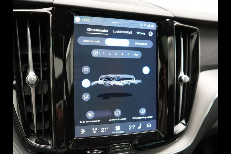 Volvo XC60 T8 AWD Plus Dark LONG RANGE PHEV 455pk Dealer O.H. | Trekhaak Af Fabriek | Panodak | Lederen Sportstoelen Memory & Verwarmd | Stuur Verwarmd | Keyless | Apple Carplay | Google Assistent | DAB | 20"L.M | Cruise Control | Plug In Hybrid |