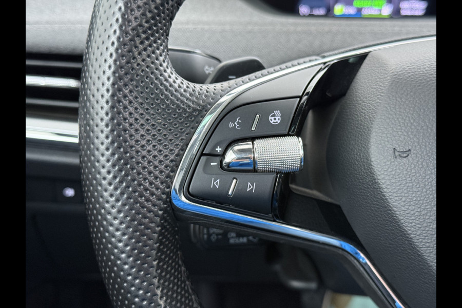 Škoda ENYAQ iV 60 PanoDak Trekhaak Navi Camera Apple Carplay Android Auto Elek.Achterklep Ecc Cruise Control SOH 89,6% Stuurverwarming Bluetooth Led Keyless advanced 1.000KG Trekgewicht 1e Eigenaar Origineel Nederlandse Auto