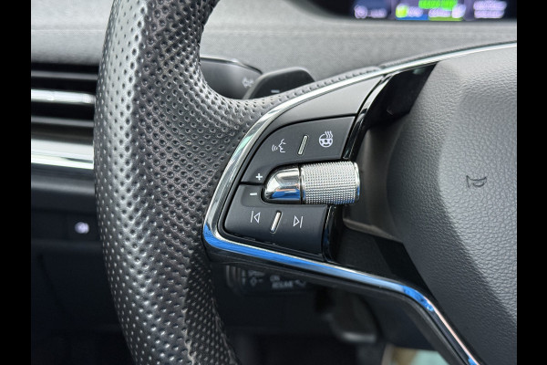Škoda ENYAQ iV 60 PanoDak Trekhaak Navi Camera Apple Carplay Android Auto Elek.Achterklep Ecc Cruise Control SOH 89,6% Stuurverwarming Bluetooth Led Keyless advanced 1.000KG Trekgewicht 1e Eigenaar Origineel Nederlandse Auto