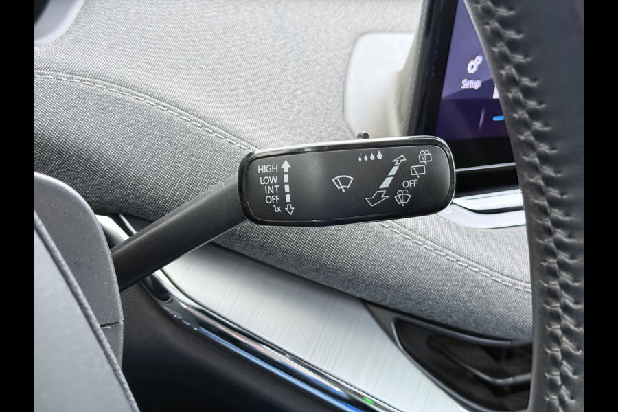 Škoda ENYAQ iV 60 PanoDak Trekhaak Navi Camera Apple Carplay Android Auto Elek.Achterklep Ecc Cruise Control SOH 89,6% Stuurverwarming Bluetooth Led Keyless advanced 1.000KG Trekgewicht 1e Eigenaar Origineel Nederlandse Auto