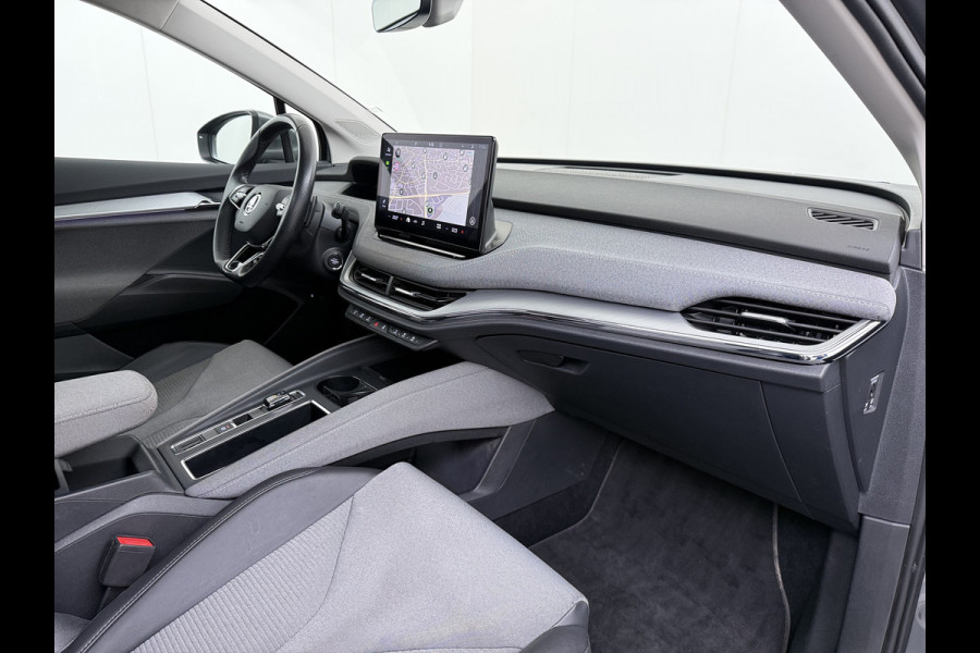 Škoda ENYAQ iV 60 PanoDak Trekhaak Navi Camera Apple Carplay Android Auto Elek.Achterklep Ecc Cruise Control SOH 89,6% Stuurverwarming Bluetooth Led Keyless advanced 1.000KG Trekgewicht 1e Eigenaar Origineel Nederlandse Auto
