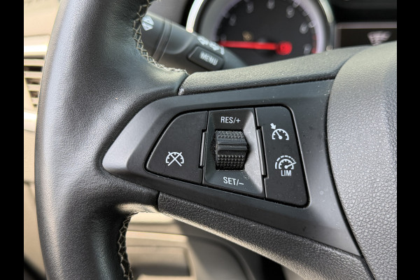 Opel Astra Sports Tourer BWJ 2020 | 1.2T 111PK EXECUTIVE TREKHAAK | CLIMA | NAVI | CARPLAY | SPORTSTOELEN | PDC 2X | CAMERA A |