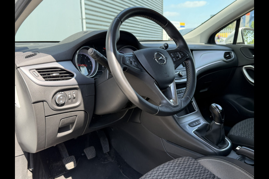 Opel Astra Sports Tourer BWJ 2020 | 1.2T 111PK EXECUTIVE TREKHAAK | CLIMA | NAVI | CARPLAY | SPORTSTOELEN | PDC 2X | CAMERA A |