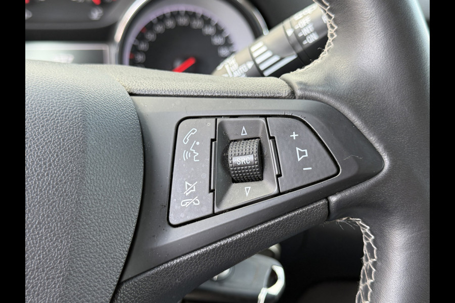 Opel Astra Sports Tourer BWJ 2020 | 1.2T 111PK EXECUTIVE TREKHAAK | CLIMA | NAVI | CARPLAY | SPORTSTOELEN | PDC 2X | CAMERA A |