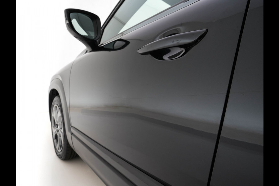Mazda MX-30 e-SkyActiv 145 Luxury 36 kWh (INCL-BTW) *PANO | HEAD-UP | ADAPTIVE-CRUISE | BLIND-SPOT | FULL-LED | KEYLESS | TOP-VIEW | DAB+ | BOSE-AUDIO | NAVI-FULLMAP | DIGI-COCKPIT | HEATED-COMFORTSEATS | 18''ALU*