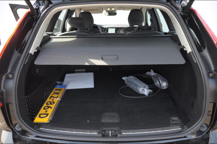 Volvo XC60 350PK Automaat T6 AWD Plus Bright / Navigatie / Elektrisch glazen schuif-kanteldak / Leren bekleding / Elektrisch verstelbare stoelen met geheugen / Stuur & Stoelverwarming / Achteruitrijcamera / Elektrische achterklep / Cruise control