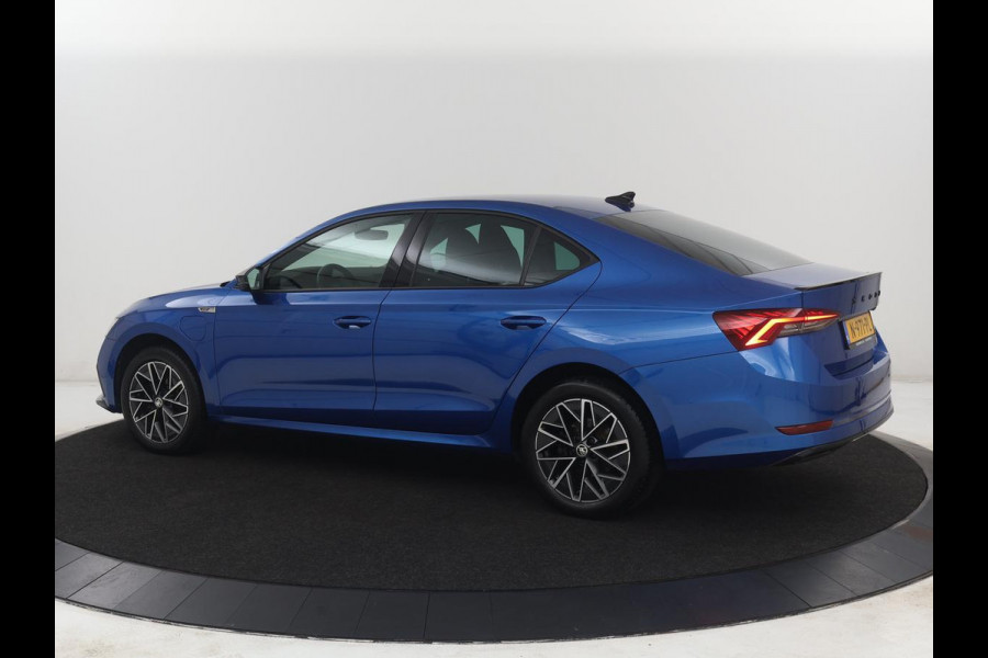 Škoda Octavia 1.4 TSI iV PHEV Sportline Business | SOH 92,5% | Navigatie | Parkeerhulp | Adaptive cruise | DAB+ | Carplay | Sfeerverlichting | Climate control | keyless