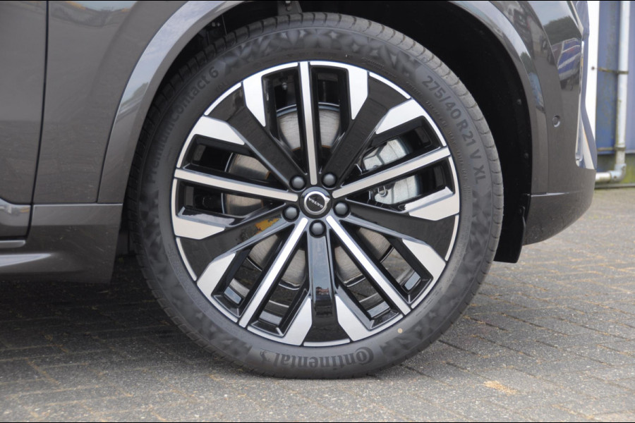 Volvo XC90 T8 455PK Automaat Plug-in hybrid AWD Ultra Bright Luchtvering / Trekhaak / Panoramadak / Google services / Elektrisch bedienbare voorstoelen met geheugen / Stoelverwarming voor en achter
