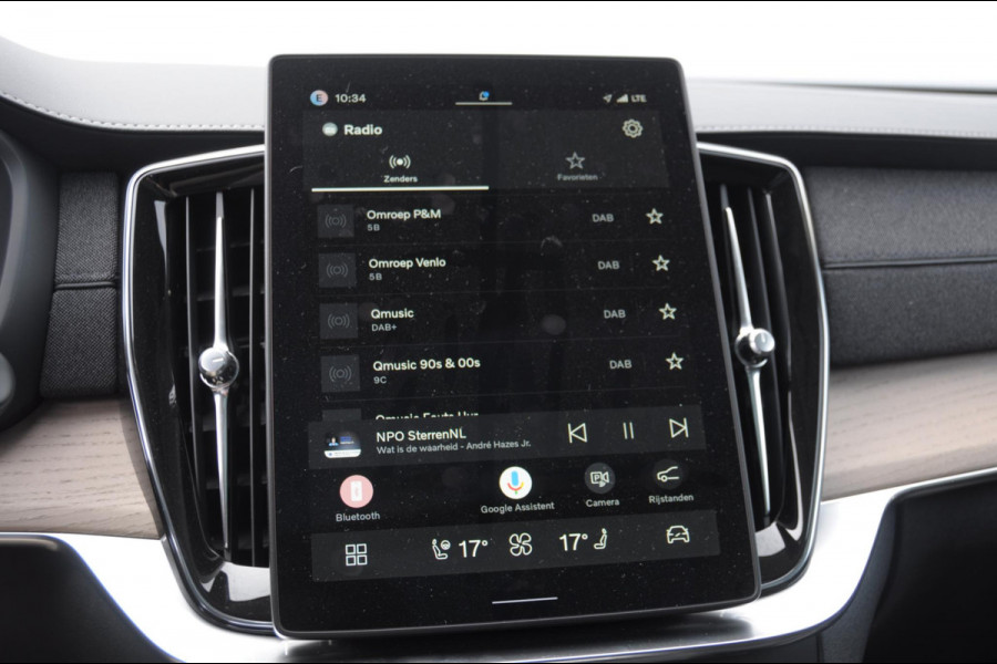 Volvo XC90 T8 455PK Automaat Plug-in hybrid AWD Ultra Bright Luchtvering / Trekhaak / Panoramadak / Google services / Elektrisch bedienbare voorstoelen met geheugen / Stoelverwarming voor en achter