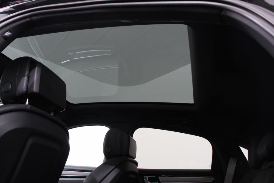 Porsche Cayenne Coupé 3.0 E-Hybrid 462pk Platinum Edition Luchtvering Leder Panoramadak Camera Navigatie Elektrisch bedienbare achterklep Apple Carplay/ Android Auto Sfeerverlichting Cruise control