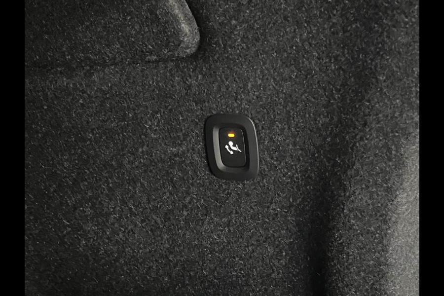 Volvo XC40 1.5 T5 Plug-in hybrid Plus Dark Trekhaak | Harman/Kardon | 360 camera | Cruise control | Stoel-/Stuurverwarming | Keyless | 20 inch wielen
