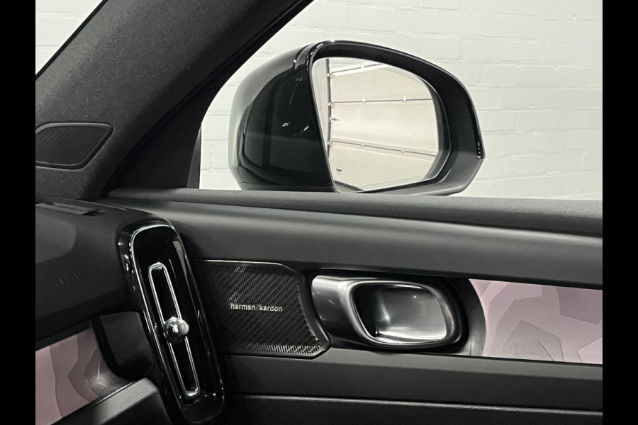 Volvo XC40 1.5 T5 Plug-in hybrid Plus Dark Trekhaak | Harman/Kardon | 360 camera | Cruise control | Stoel-/Stuurverwarming | Keyless | 20 inch wielen