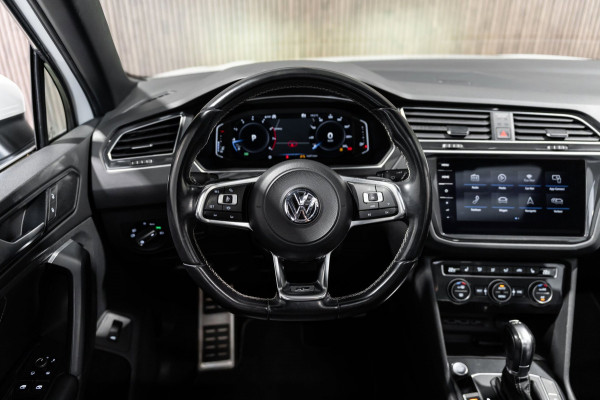 Volkswagen Tiguan 2.0 TSI 4Motion R-Line DSG PANO LED CAMERA LEDER FULL