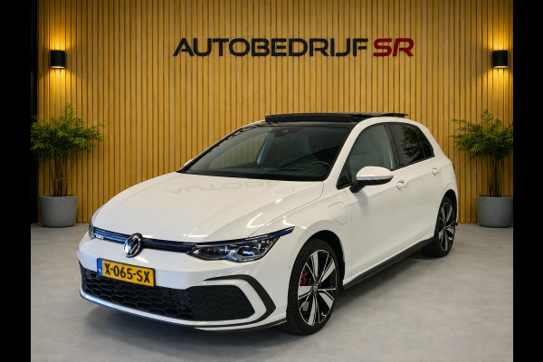 Volkswagen Golf 1.4 eHybrid GTE Pano! BTW Auto Hud! Side Asisst! Keyless! iQ! Camera! Stoelverwarming! Stuurverwarming!