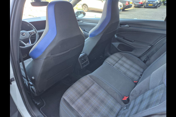 Volkswagen Golf 1.4 eHybrid GTE Pano! BTW Auto Hud! Side Asisst! Keyless! iQ! Camera! Stoelverwarming! Stuurverwarming!