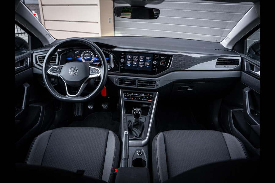 Volkswagen Taigo 1.0 TSI Life - Black Edit. l Camera l Carplay l Stoelverw.