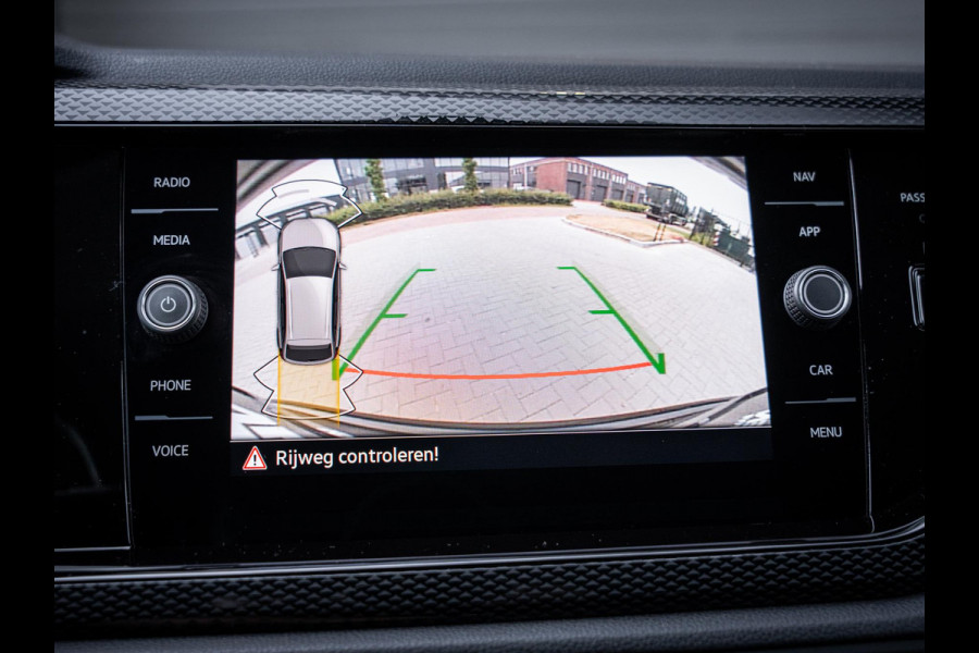 Volkswagen Taigo 1.0 TSI Life - Black Edit. l Camera l Carplay l Stoelverw.