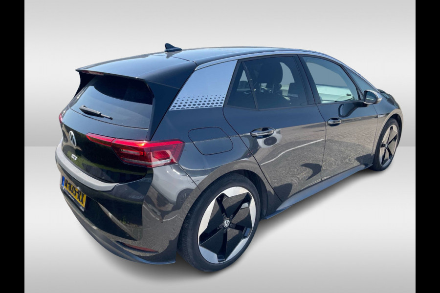 Volkswagen ID.3 First Max 58 kWh / Full option! / Panoramadak / Camera / Head-up / Keyless / 20'' / ACC / Dodehoek / Elektr. stoelen / Massage / Navigatie / Stuurverwarming