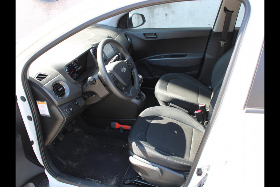 Hyundai i10 1.0i Comfort | APPLE CARPLAY / ANDROID AUTO | PARKEERSENSOREN ACHTER | CRUISE CONTROL |