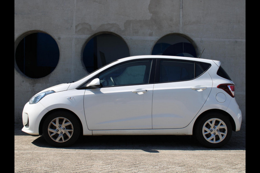 Hyundai i10 1.0i Comfort | APPLE CARPLAY / ANDROID AUTO | PARKEERSENSOREN ACHTER | CRUISE CONTROL |